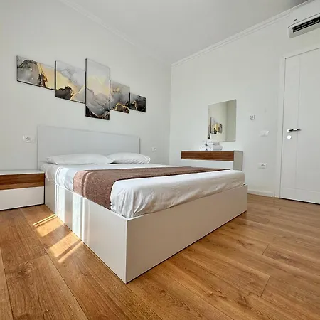 Luxury Seaview - By Eka Luxury * Дуррес